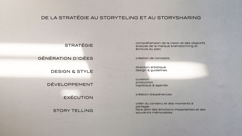 Page: À Propos
